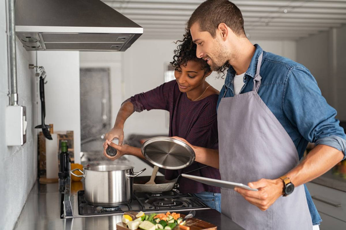 Pourquoi les tabliers sont essentiels pour tout cuisinier à domicile ? -  Ton-Couteau